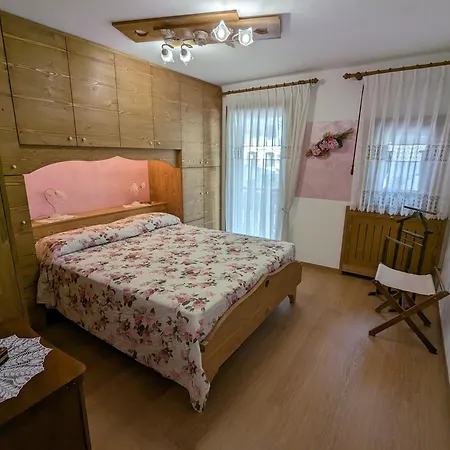 Auronzo Vacanze Di Marina E Valter - Corte 25 Апартаменты